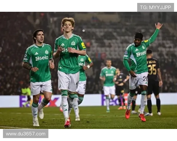 戈登半场大四喜闪耀客胜纽军一